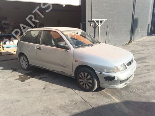 Brugte SEAT IBIZA II (6K1) 1.9 TDI (90 hp) 3469193