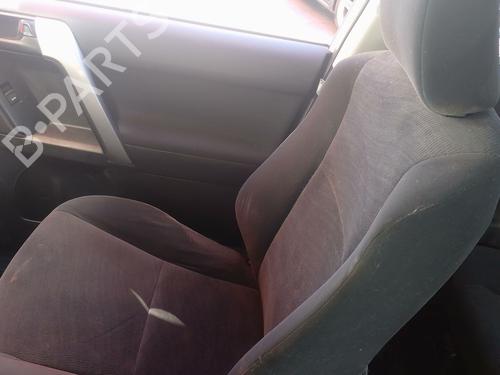 right-front-seat-toyota-land-cruiser-prado-_j15_-2009-39962944 main image