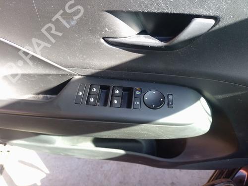 Used Left front window switch Left front window switch HYUNDAI KONA (OS, OSE, OSI) 1.0 T-GDi (120 hp) 33410899 33410899