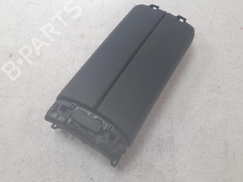 Bracciolo centrale Bracciolo centrale MERCEDES-BENZ CLA (C118) CLA 250 e (118.385) (218 hp) 34580528 34580528