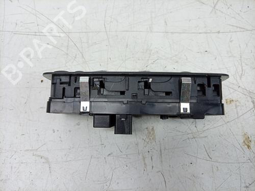 Used Left front window switch Left front window switch 36995196 36995196