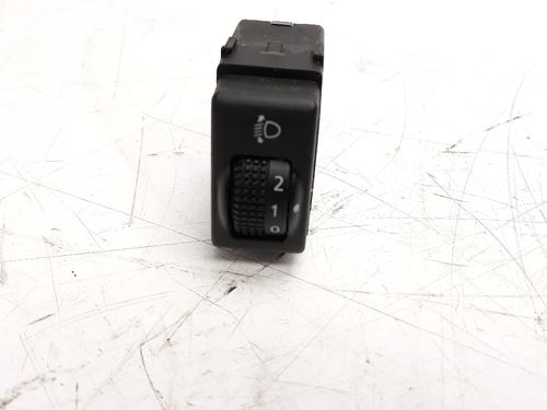 Used Switch NISSAN JUKE (F15) [2010-2019]  11423488