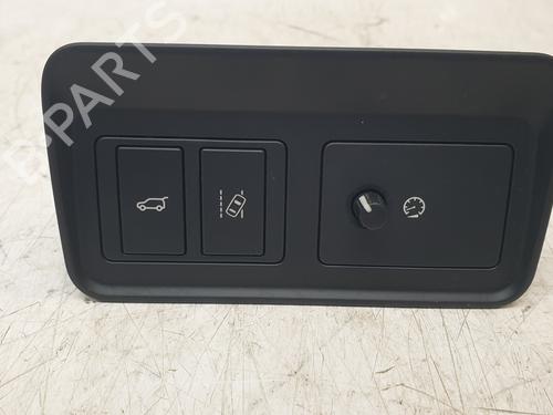 Used Switch LAND ROVER DISCOVERY SPORT (L550) 2.0 D 4x4 (180 hp) 29748076