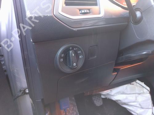 Used Headlight switch SEAT ATECA (KH7, KHP) 1.5 TSI (150 hp) 32868063