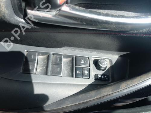 Used Left front window switch Left front window switch TOYOTA COROLLA Hatchback (_E21_, _EA1_, _EH1_) 2.0 Hybrid (MZEH12) (180 hp) 39614572 39614572