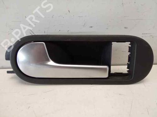 Used Front left interior door handle VW GOLF PLUS V (5M1, 521) 1.9 TDI (105 hp) 5952009