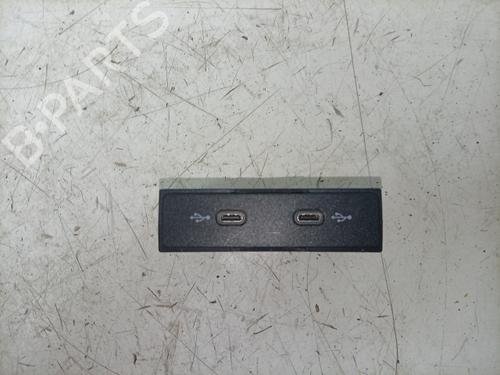 Used Electronic module Electronic module SEAT ATECA (KH7, KHP) 1.0 TSI (110 hp) 40498396 40498396
