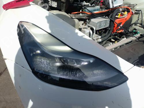 Used Right headlight Right headlight TESLA MODEL 3 (5YJ3) EV (283 hp) 34225572 34225572