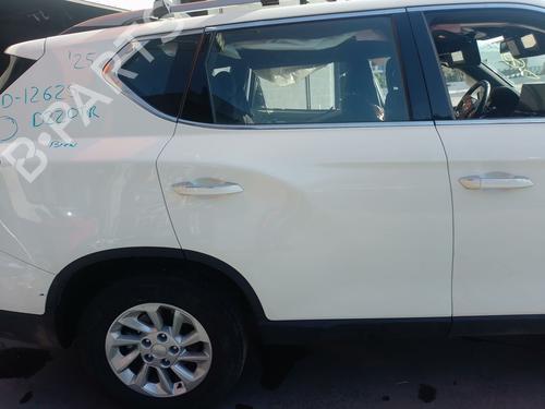 Used Right rear door Right rear door 37494442 37494442