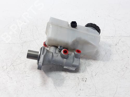 Used Brake master cylinder RENAULT CAPTUR I (J5_, H5_) [2013-2025]  12348379