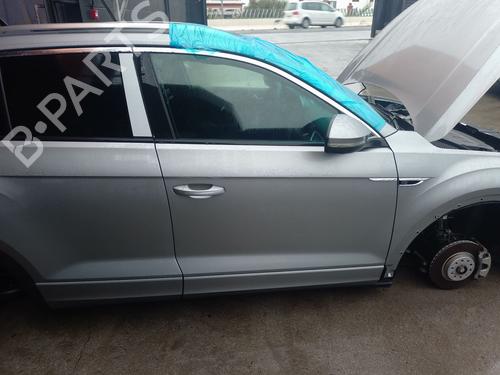 Dør højre fortil VW T-ROC (A11, D11) 2.0 TDI (150 hp) 32028060