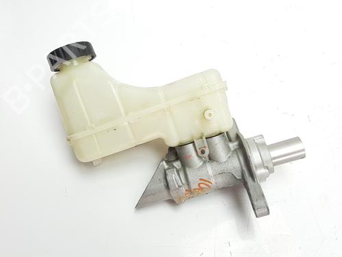 Used Brake master cylinder RENAULT MEGANE IV Hatchback (B9A/M/N_) [2015-2025]  8662972