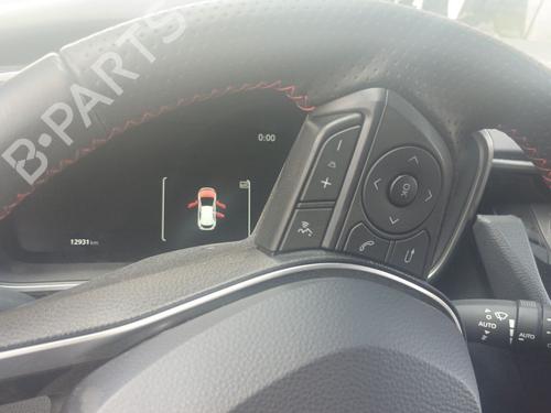 Kombiinstrument TOYOTA COROLLA Hatchback (_E21_, _EA1_, _EH1_) 1.8 Hybrid (ZWE211) (98 hp) 29828652