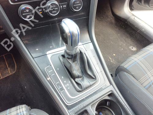 Used Gear lever VW GOLF VII (5G1, BQ1, BE1, BE2) 1.4 GTE Hybrid (204 hp) 25490643