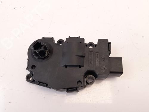 Used Heater blower motor VOLVO V40 Hatchback (525) D2 (114 hp) 10271693