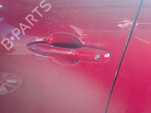 front-left-exterior-door-handle-toyota-yaris-cross-mxp_-2020-31931564 main image