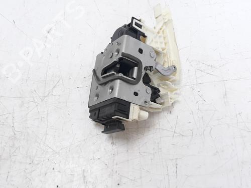 Used Front right lock MERCEDES-BENZ A-CLASS (W176) [2012-2018]  9853002