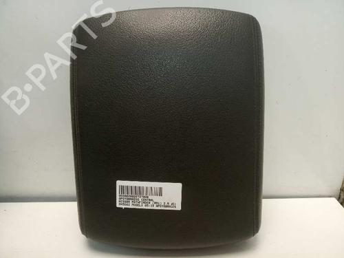 Armrest / Center console NISSAN PATHFINDER III (R51) 2.5 dCi (174 hp) 7154395