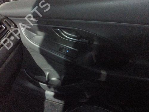 Right front window switch HYUNDAI i30 (PDE, PD, PDEN) 2.0 N | BP29001109I26 - Image 2