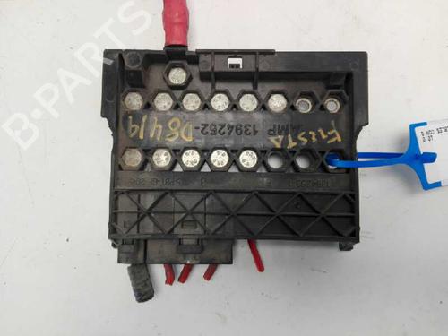 Fuse box FORD FIESTA V (JH_, JD_) 1.4 TDCi | BP346975E1 