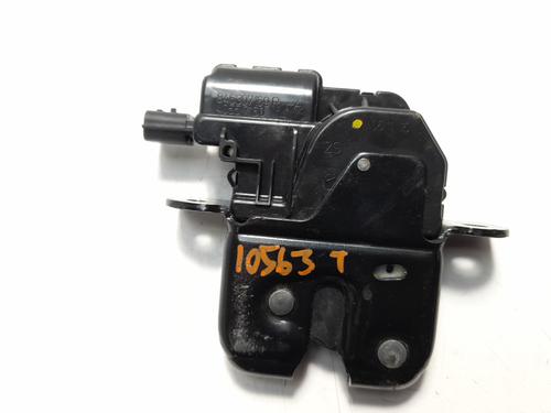 tailgate-lock-renault-megane-iii-hatchback-bz01_-b3_-15-dci-846307169r-crdren9428-2008-8048237 main image