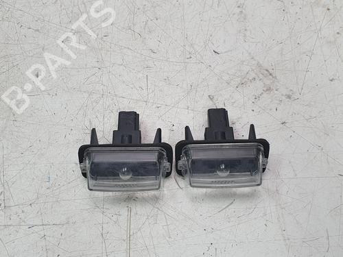 Luce targa TOYOTA YARIS (_P21_, _PA1_, _PH1_) 1.5 (MXPA11) (125 hp) 30900736