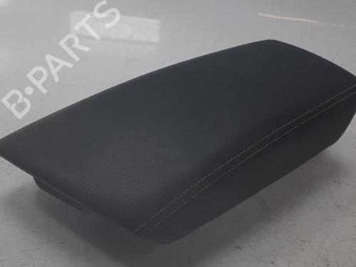 apoyobrazos-central-renault-megane-iv-hatchback-b9amn_-2015-28163750 main image