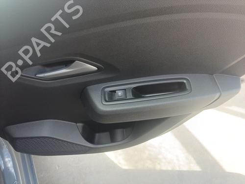 Used Right rear window switch DACIA SANDERO III 1.0 TCe LPG (91 hp) 29175425