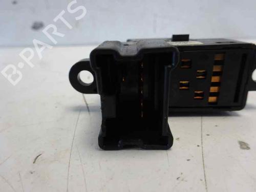 Left rear window switch NISSAN NAVARA NP300 (D40) 2.5 dCi 4WD (D40TT, D40T, D40M, D40BB) | BP1369781I29 