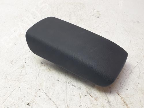 Used Armrest / Center console Armrest / Center console RENAULT CAPTUR II (HF_) TCe 90 (HFM6) (91 hp) 28383048 28383048