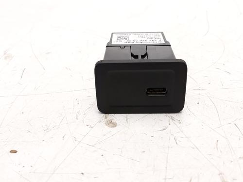 Used Electronic module MERCEDES-BENZ GLB (X247) GLB 200 (247.687) (163 hp) 13891392