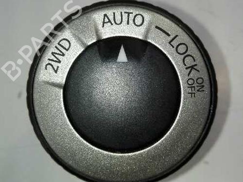Used Switch NISSAN QASHQAI / QASHQAI +2 I (J10, NJ10, JJ10E) 2.0 dCi (150 hp) 1789569
