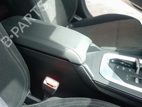 armrest-center-console-bmw-1-f40-2019-37632264 main image