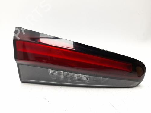 Venstre baglygte bagklap Venstre baglygte bagklap FIAT TIPO Estate (356_, 357_) 1.3 D (356WXH1A) (95 hp) 35895632 35895632