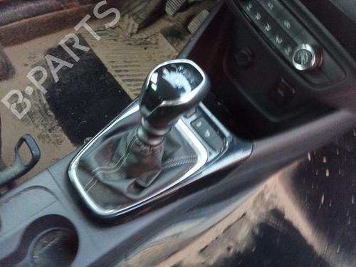 Used Gear lever OPEL CROSSLAND X / CROSSLAND (P17, P2QO) 1.2 (75) (110 hp) 27385274