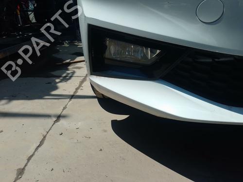 Used Right front fog light Right front fog light 36859565 36859565