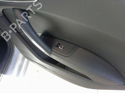 Used Right rear window switch AUDI A1 Sportback (8XA, 8XF) 1.6 TDI (115 hp) 32505076