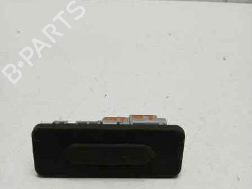 Trunk håndtak RENAULT GRAND SCÉNIC IV (R9_) 1.2 TCe 130 (130 hp) 5263574