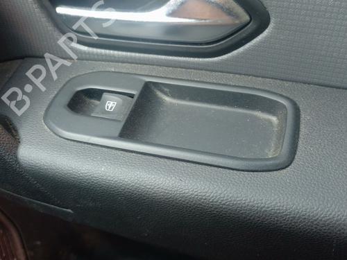 Used Right front window switch Right front window switch 38331525 38331525