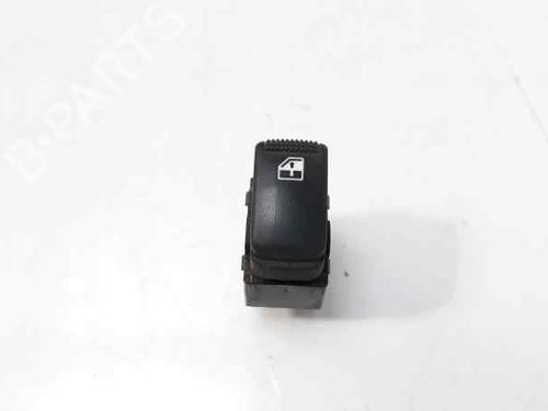 Used Left rear window switch HYUNDAI MATRIX (FC) [2001-2010]  6087402