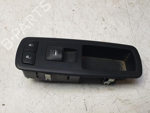 Used Right front window switch Right front window switch JEEP CHEROKEE (KL) 2.2 CRD 4x4 (200 hp) 20342338 20342338