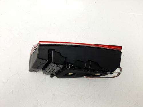 Left tailgate light SKODA FABIA IV (PJ3) 1.0 MPI | BP36460918C79 - Image 4