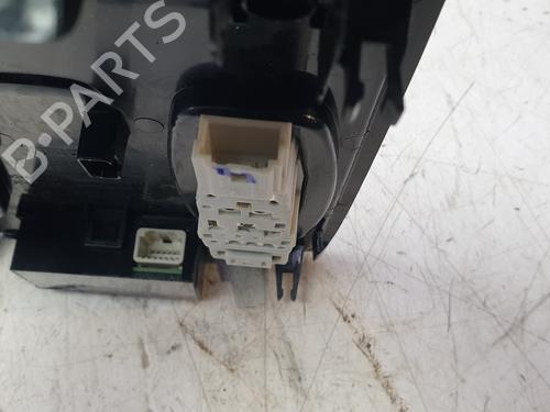 Interior roof light RENAULT CAPTUR II (HF_) TCe 90 (HFM6) | BP28419870I8  - Image 7
