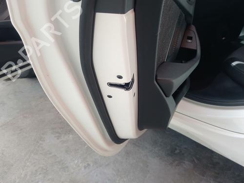 Venstre bagtil lås Venstre bagtil lås BMW 1 (F40) 118 d (150 hp) 37632280 37632280