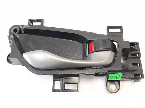 Poignée intérieure avant droite HONDA CIVIC VIII Hatchback (FN, FK) [2005-2012]  8283409