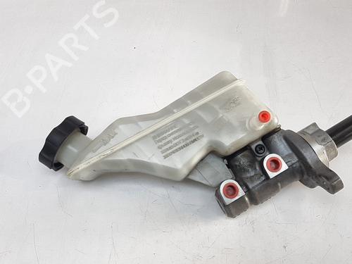 Used Brake master cylinder HYUNDAI TUCSON (TL, TLE) 1.7 CRDi (116 hp) 20326074