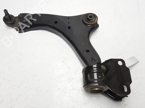 Used Left front suspension arm LAND ROVER FREELANDER 2 (L359) [2006-2015]  8134020