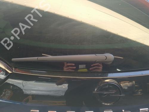 Used Rear windshield wiper arm Rear windshield wiper arm 39611038 39611038