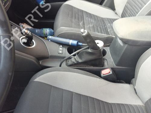 Used Hand brake TOYOTA AURIS (_E18_) 1.8 Hybrid (ZWE186_, ZWE186R) (136 hp) 27834030