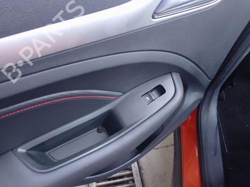 left-rear-window-switch-mg-mg-zs-suv-azs1-2017-33931352 main image